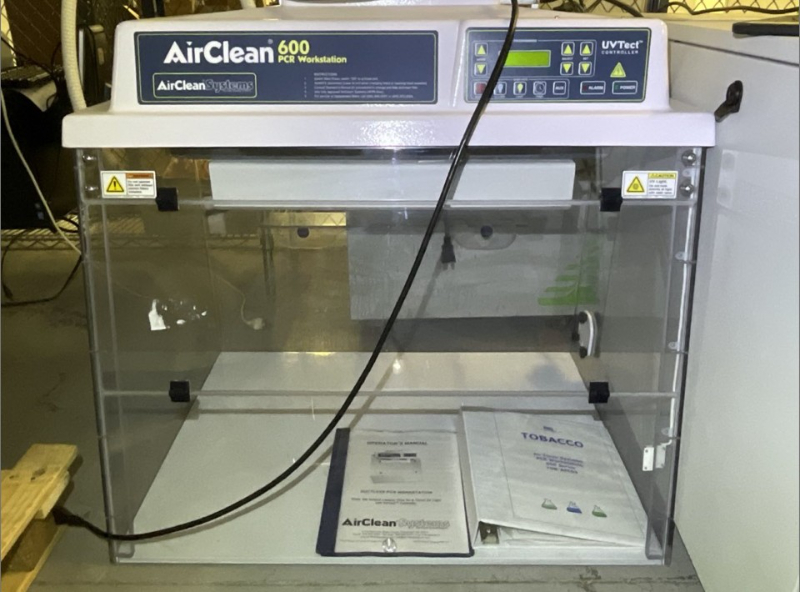 AirClean PCR Workstation — photo 1