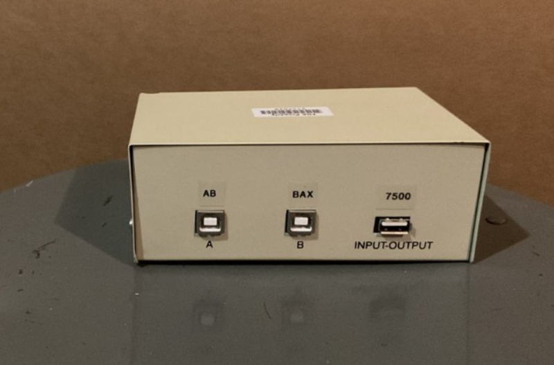 Data Transfer Switch — photo 1