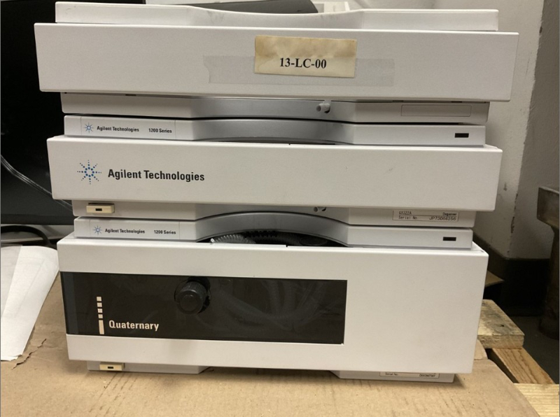 HPLC 1200 Series Desktop — photo 1