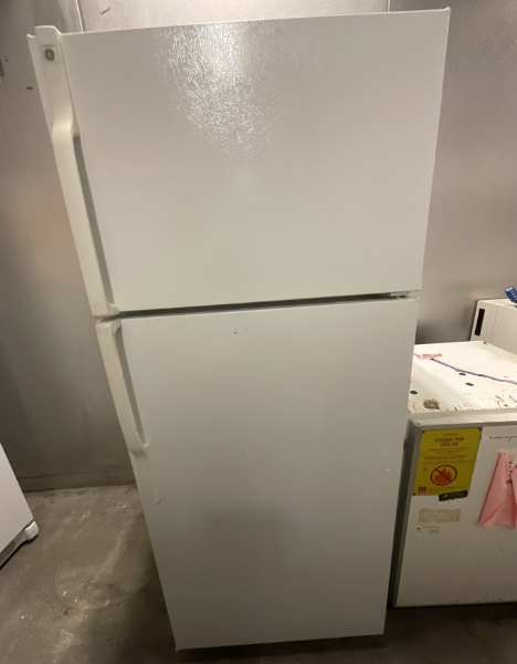 Refrigerator / Freezer — photo 1