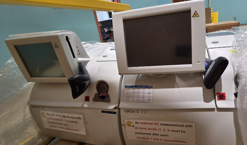 ROCHE COBAS B 221 ANALYZERS — photo 1