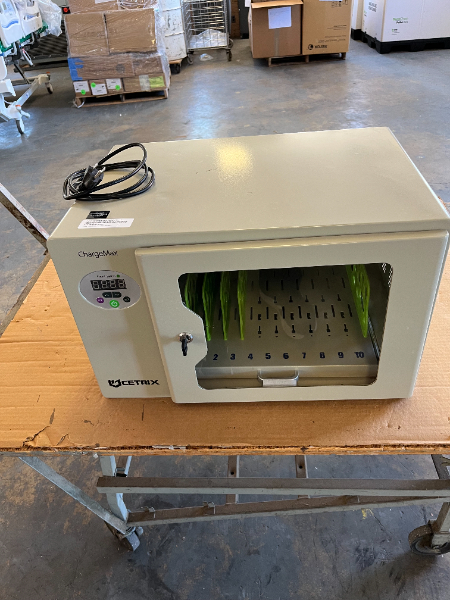 Disinfection Charging Cabinet — photo 1