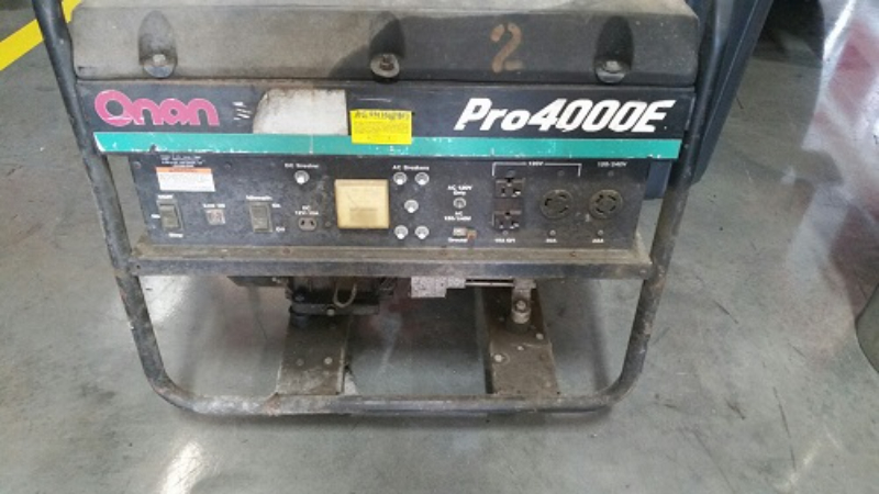 GENERATORS AND SPRAY FOAM TANK — photo 1