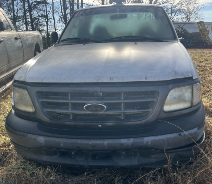 2002 Ford F150XL — photo 1