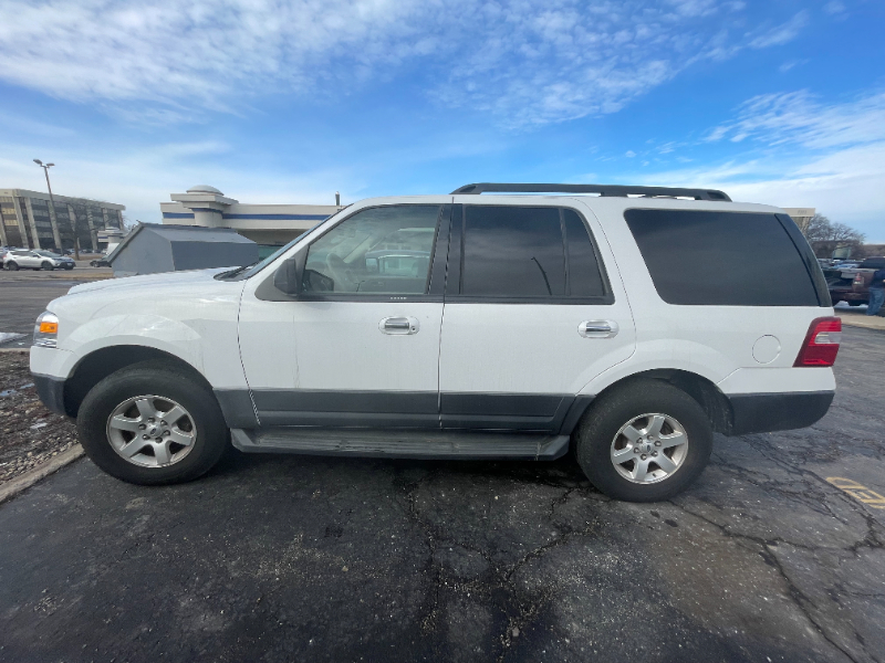 2011 Ford Expedition 4WD 4dr XL