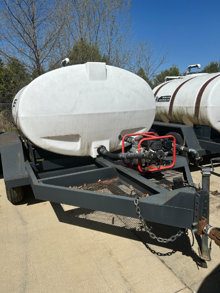 1000 Gallon Water Trailer
