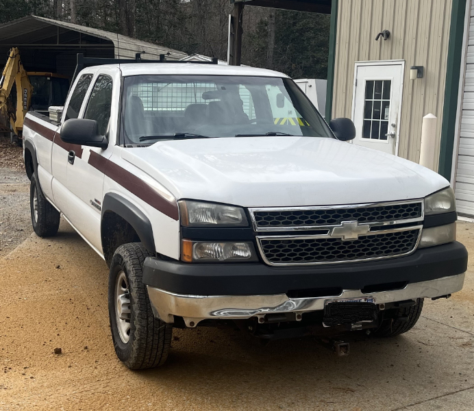 2005 Chevrolet Silverado — photo 1