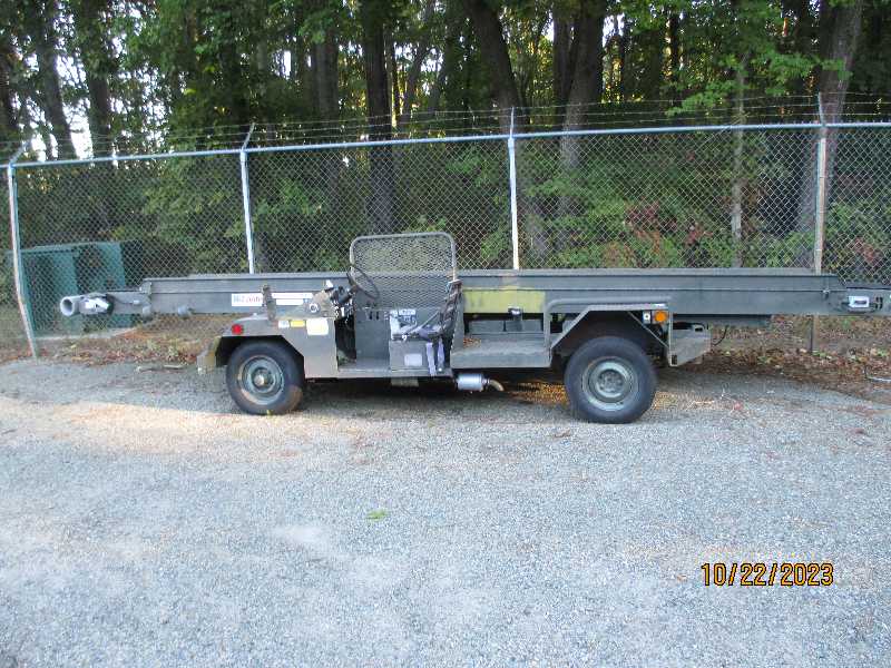 AIRFIELD CONVEYOR AND EQUIPMENT