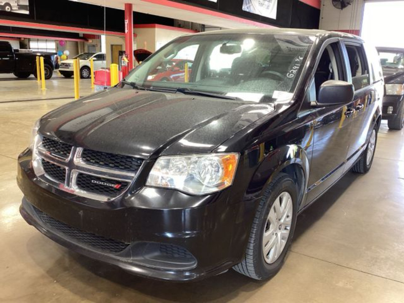 2018 DODGE GRAND CARAVAN - WINDSHIELD CHIPPED