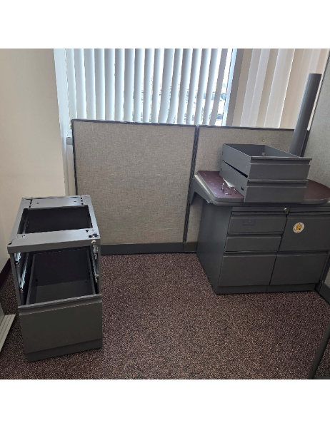 3 DRAWER CABINETS — photo 1