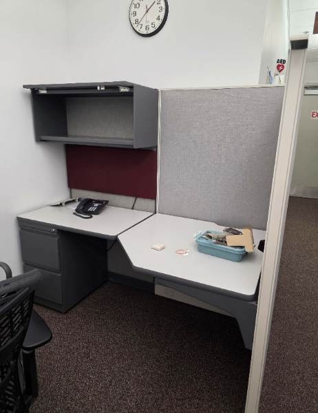 CUBICLE WALLS — photo 1