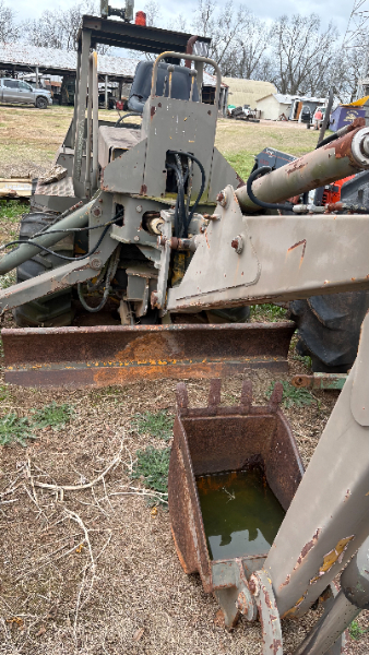1986 Ditch Witch 6510 Trencher — photo 1