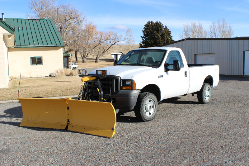 2005 Ford F250 4X4 Truck — photo 1