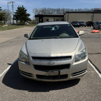 2010 Chevrolet Malibu — photo 1