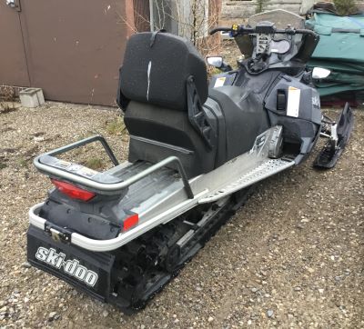 2012 Ski-Doo Expedition Sport 600 Snowmobile — photo 1