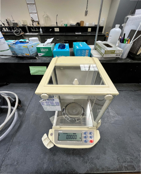 4 Analytical Balances — photo 1