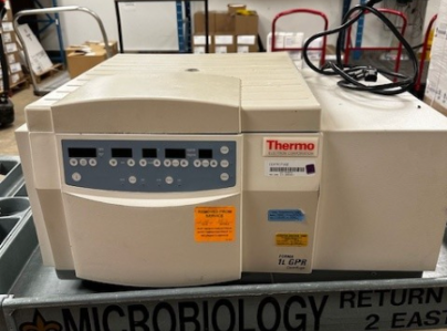 Medical Laboratory Equipment Lot — photo 1