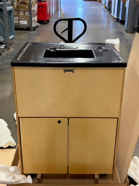 Portable Sink Lot