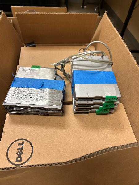 Dell Docking Stations - photo 1