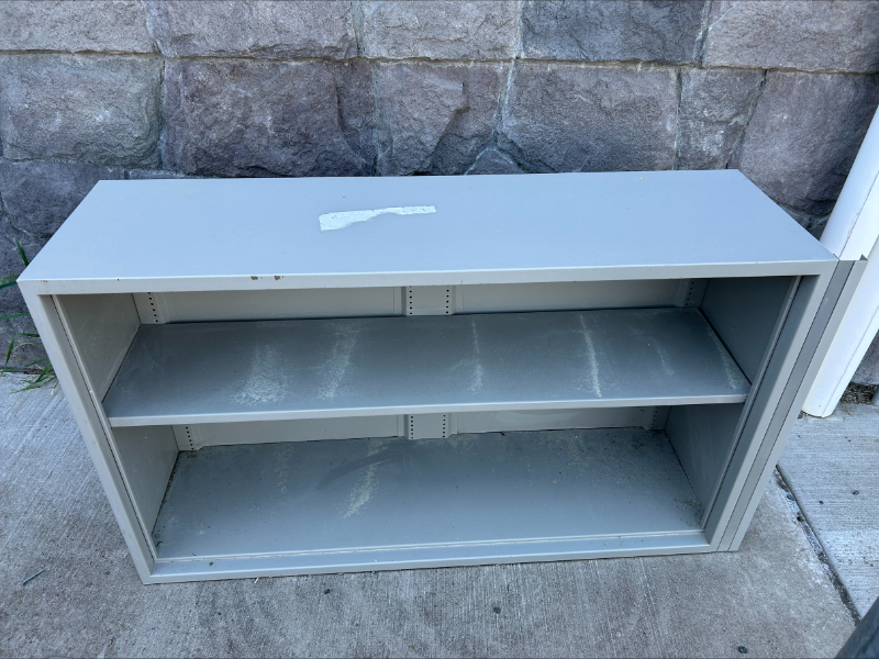 SHELVING UNIT — photo 1