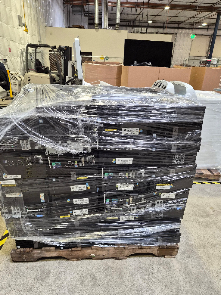 Dell OptiPlex 7040 Desktop Computers — photo 1