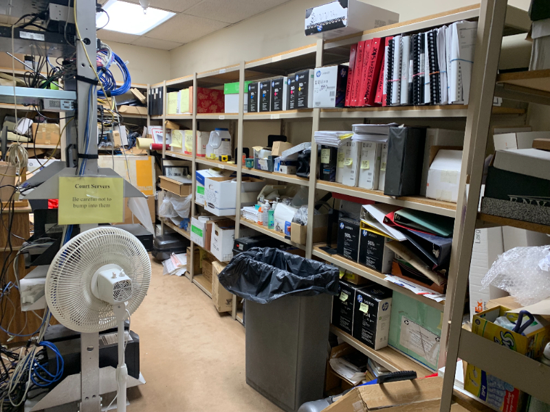 Metal Shelving (13 EA)
