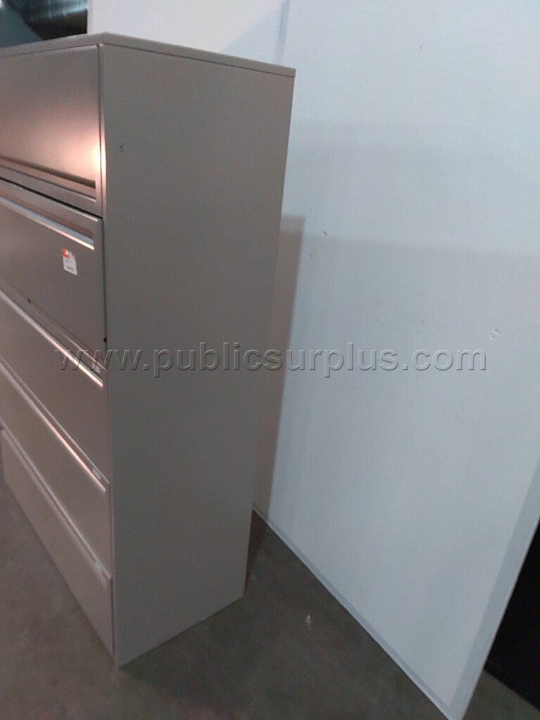 Metal file cabinet - photo 4