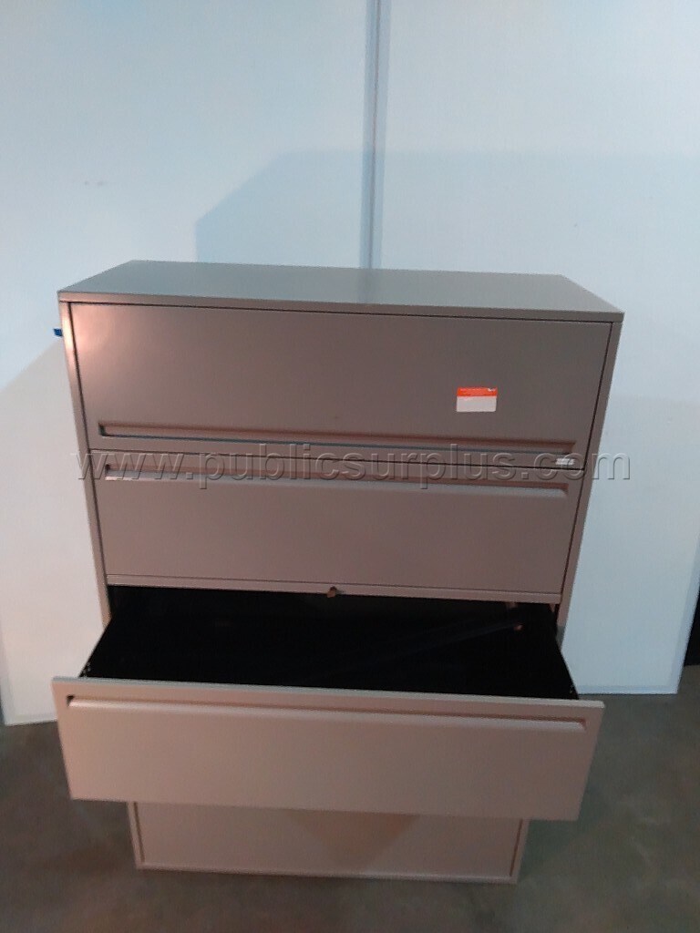 Metal file cabinet - photo 2