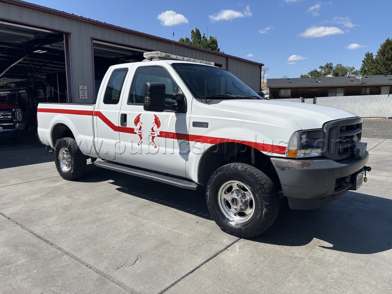 2003 Ford F-250 SuperDuty 4x4 Extended Cab XL Short Box 5.4L - photo 3
