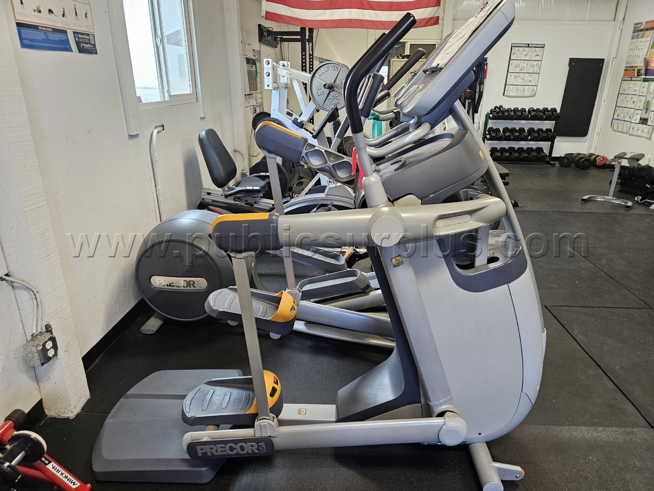 #1 | (1) Precor Elliptical AMT100i - photo 2