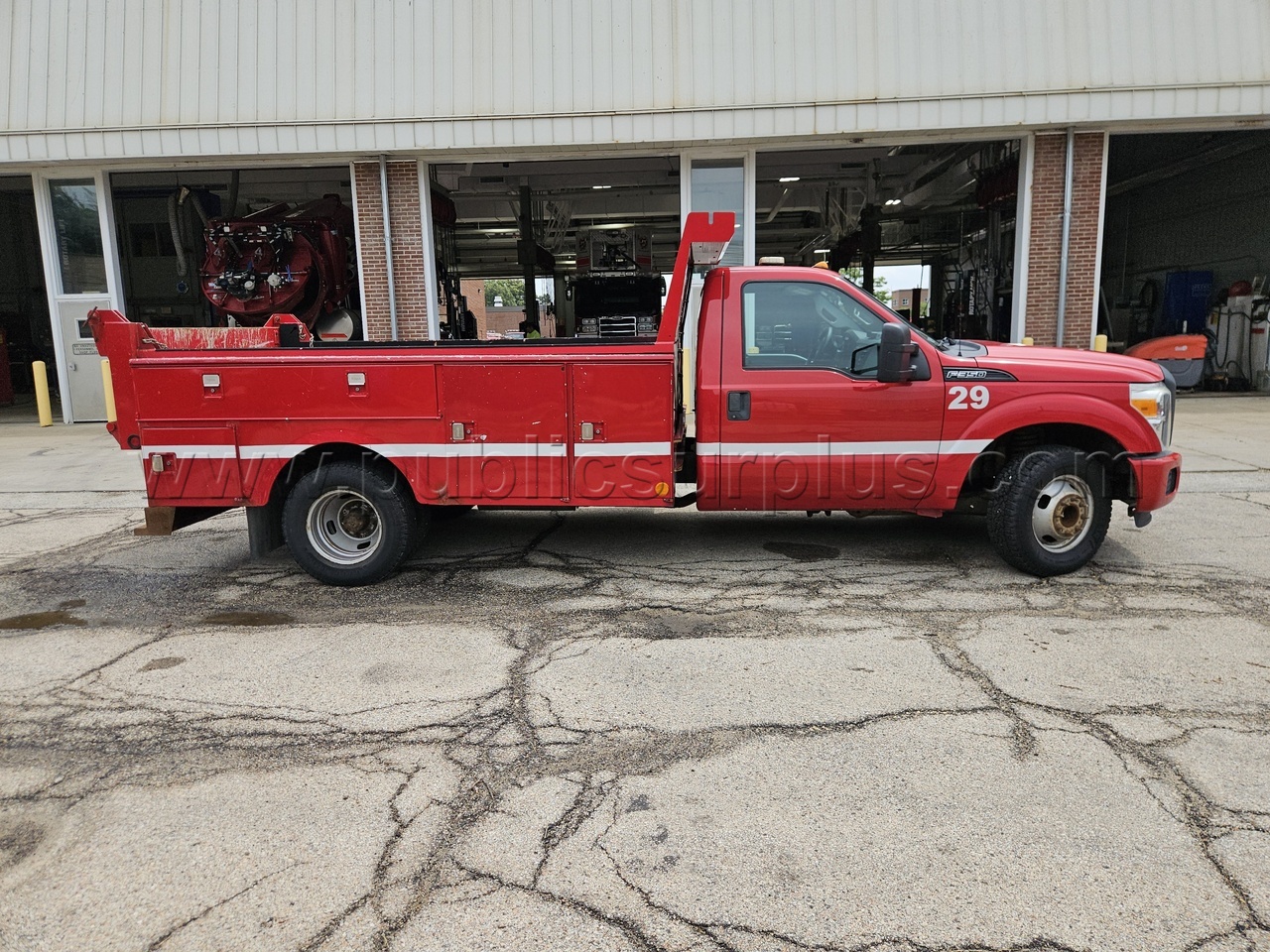 2015 FORD F-350 GAS SUPER DUTY XL 2WD DUMP TRUCK - photo 3