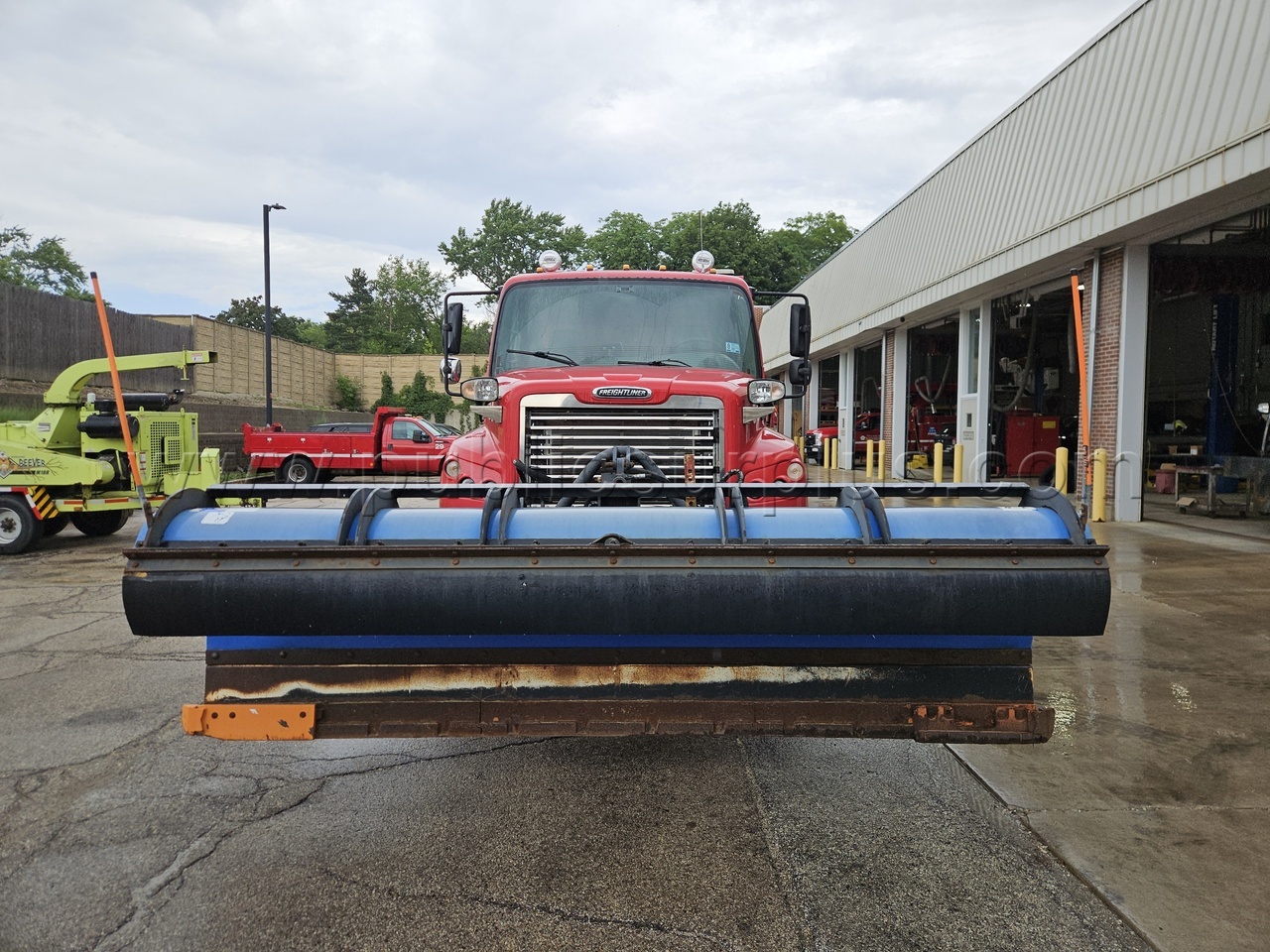 2012 FREIGHTLINER M2 106 SNOW PLOW DUMP/TRUCK - photo 2