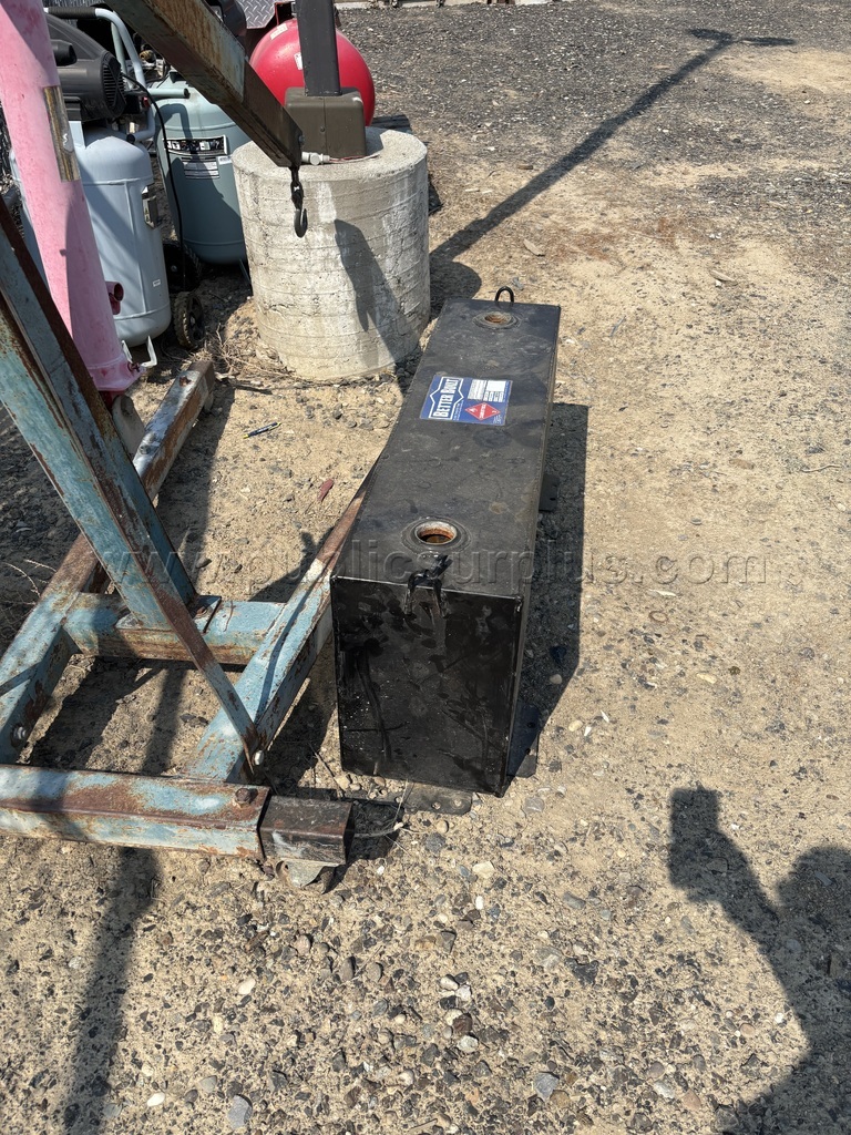 (1) Better Built Fluid Transfer Tank 36 Gallon - photo 2