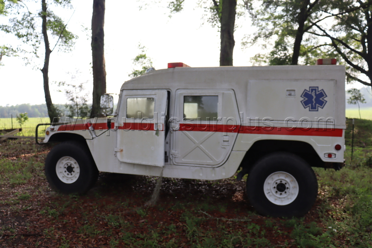 V0029486 1989 AM GENERAL MEDICAL TRANSPORT HUMMER SERIAL# 058259 - D5 - photo 5