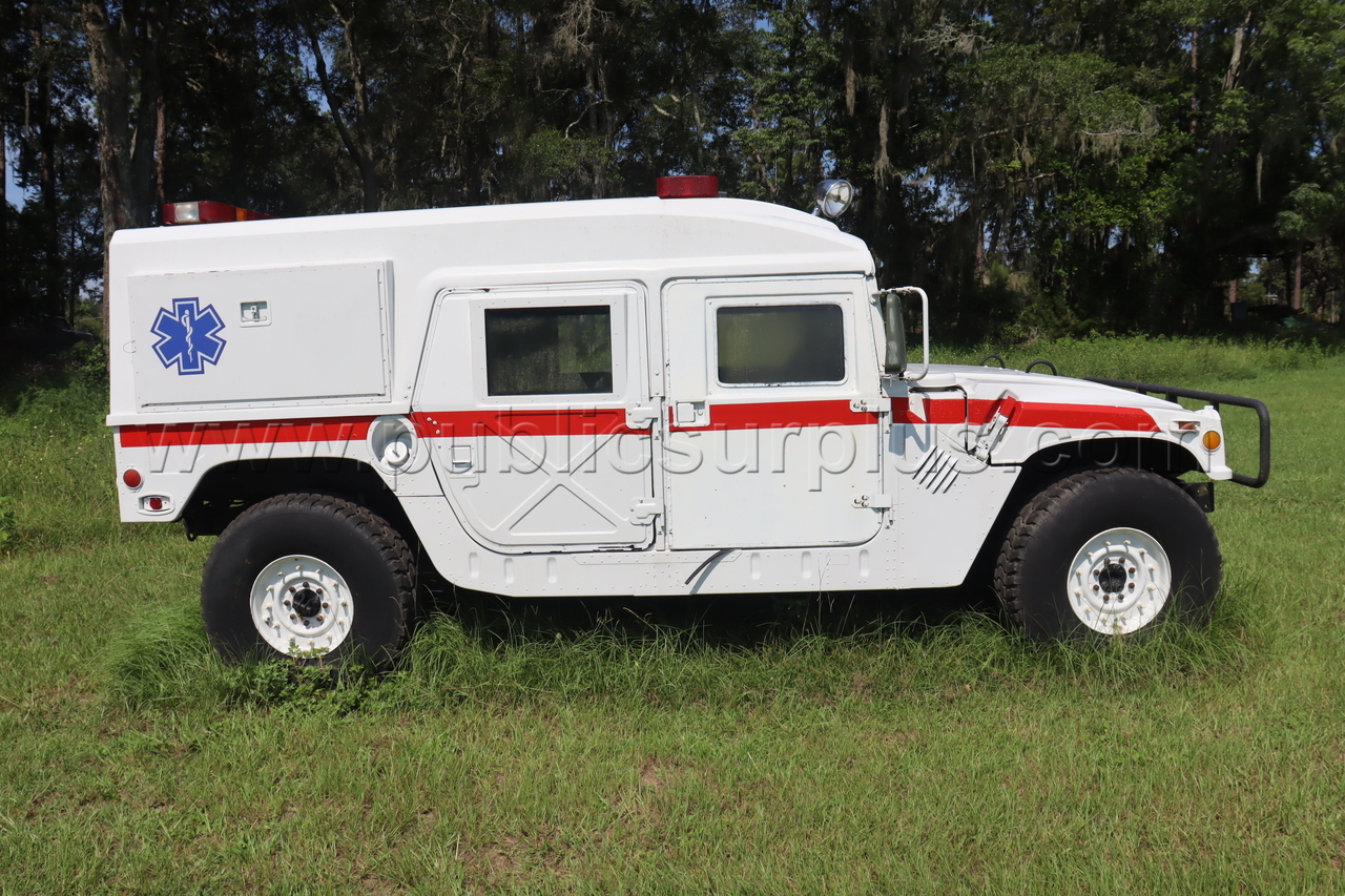 V0029486 1989 AM GENERAL MEDICAL TRANSPORT HUMMER SERIAL# 058259 - D5 - photo 2