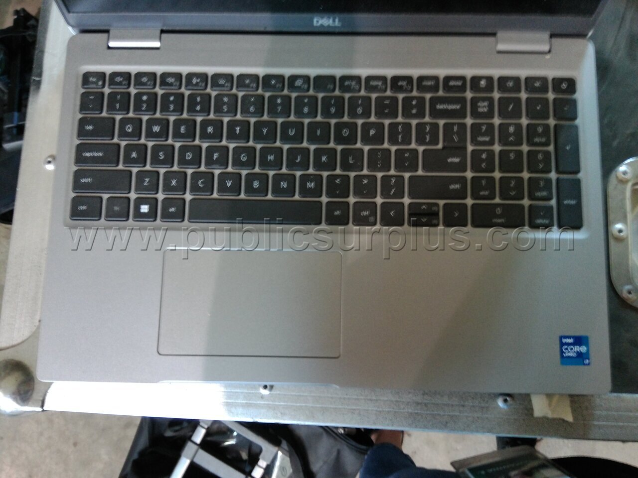 Auction 1 - Dell Laptop - NO HARD DRIVE - photo 3