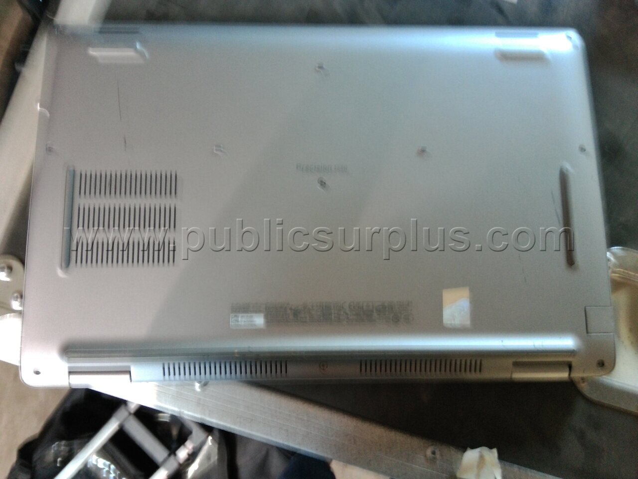 Auction 1 - Dell Laptop - NO HARD DRIVE - photo 4