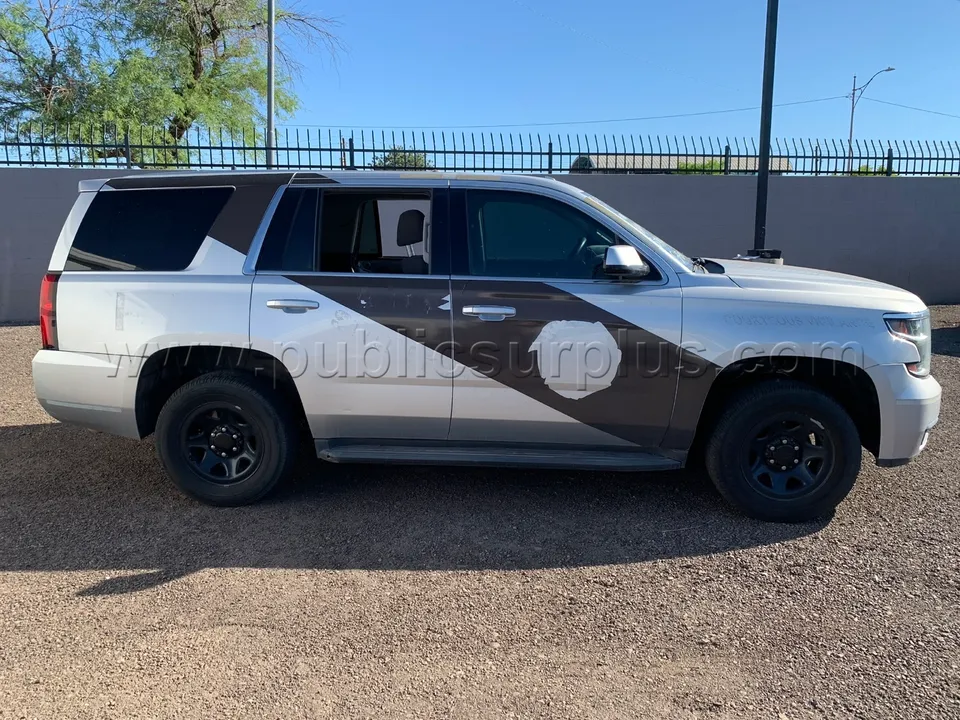2019 Chevrolet Tahoe 4x2 - DPS /KK - photo 3
