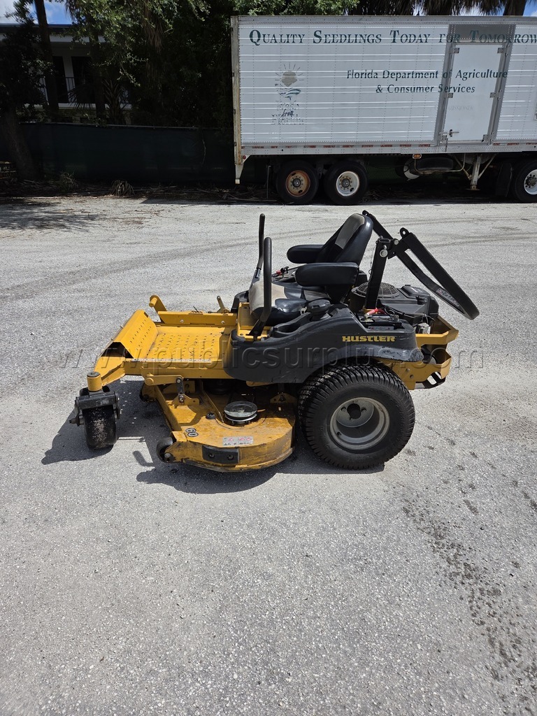00096714 2015 HUSTLER FASTRAK SD LAWN MOWER SERIAL# 15024887 - D12 - photo 3
