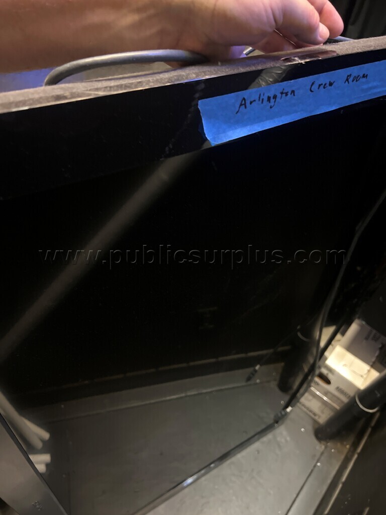 Utility Company Owned Surplus - Large Flat-Panel TVs (Non-Working Lot of 7) - photo 4