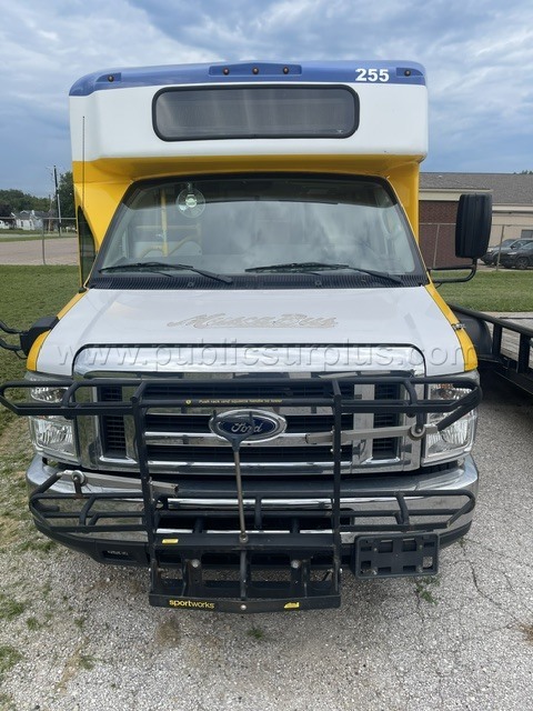 Ford E-450 Transit bus #255 - photo 3