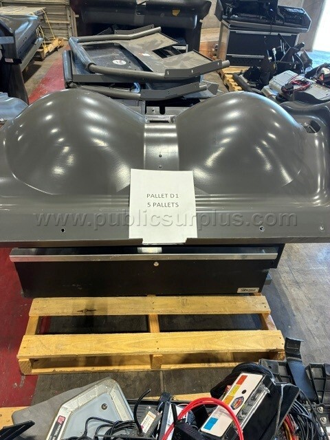 Misc. Auto Parts D1 / Includes 5 Pallets Total - photo 2