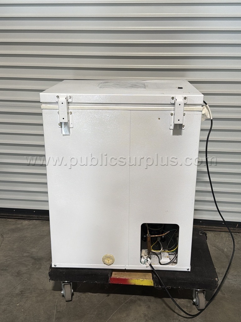 COMMERCIAL FREEZER - photo 3
