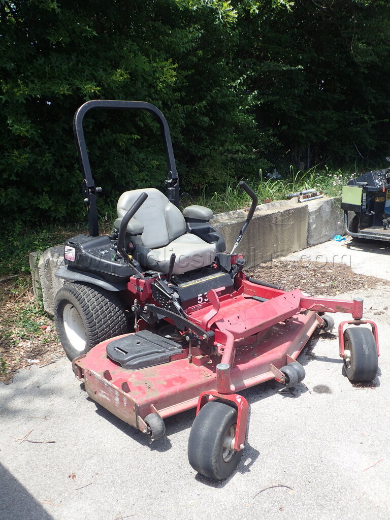 2011 Toro Zero Turn Mower - photo 2