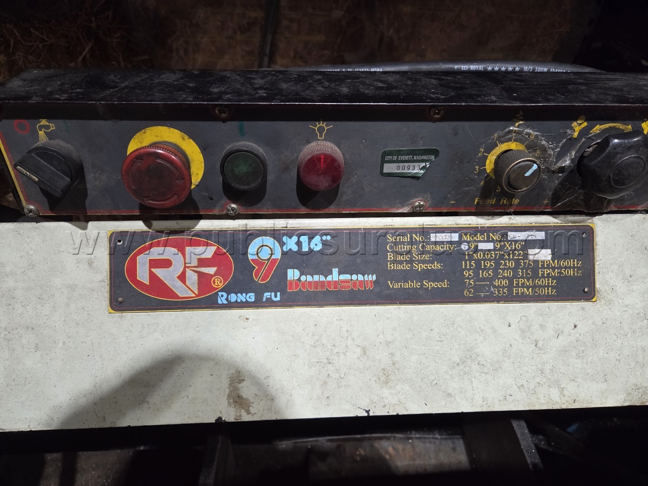 Nonfunctional Rong Fu Horizontal Metal Band Saw, Model #RF-916B - photo 2