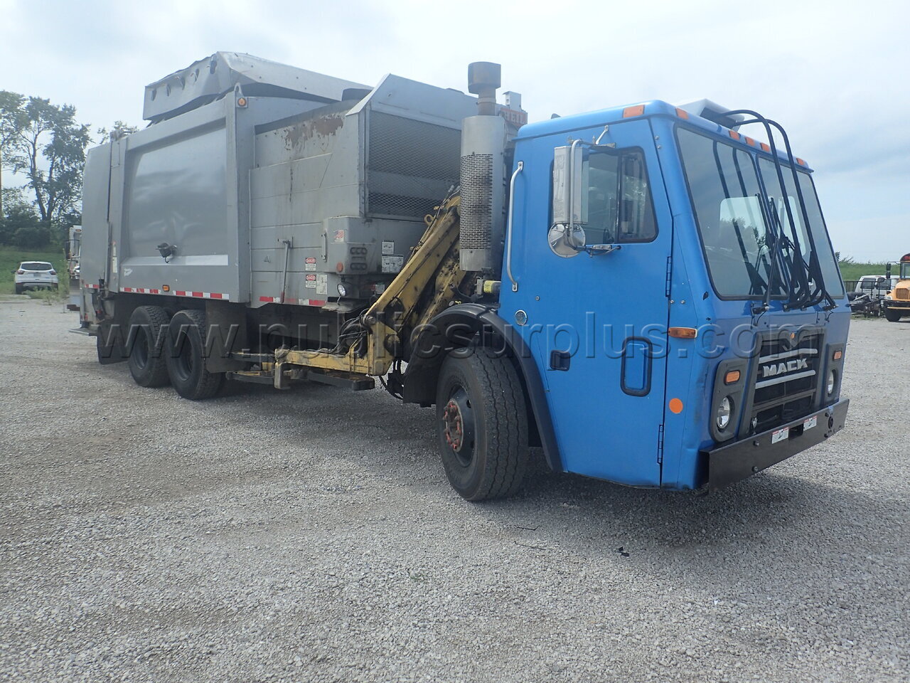 2014 Mack LEU633 / Heil Multi-Pack with Python Arm - photo 2