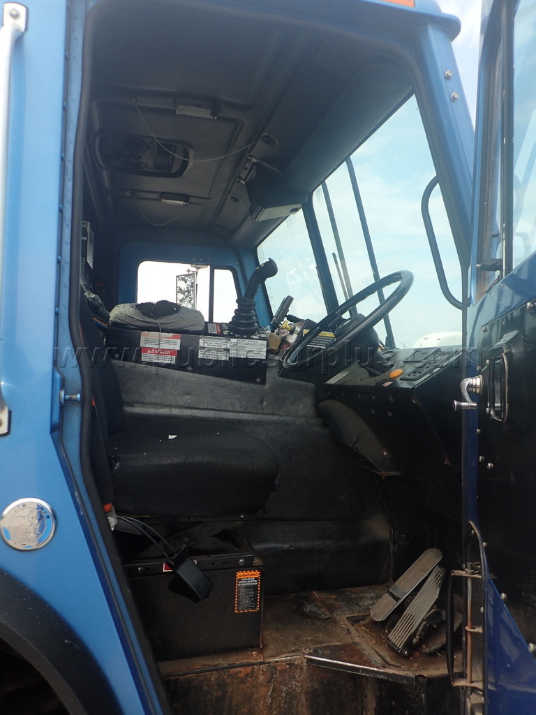 2014 Mack LEU633 / Heil Multi-Pack with Python Arm - photo 5