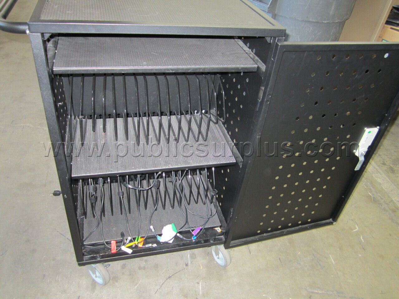 CHROMEBOOK CART (43853) - photo 5