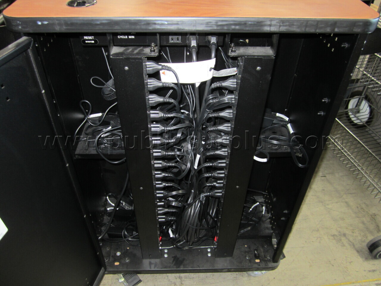 CHROMEBOOK CART (43854) - photo 5
