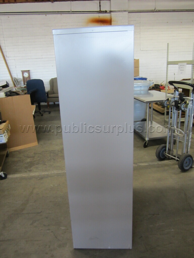 5 DRAWER METAL FILE CABINET (43856) - photo 2